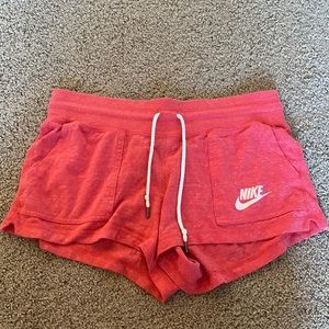 Nike shorts size medium